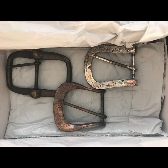 Belt and buckle - Picture 5 of 5